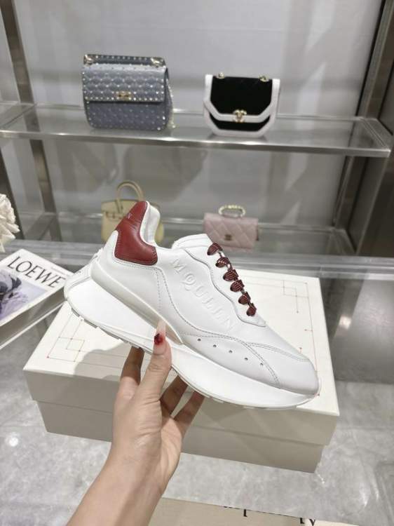 Picture of Alexander McQueen Shoes _SKUAlexanderMcQueensz35-45mnq0203246
